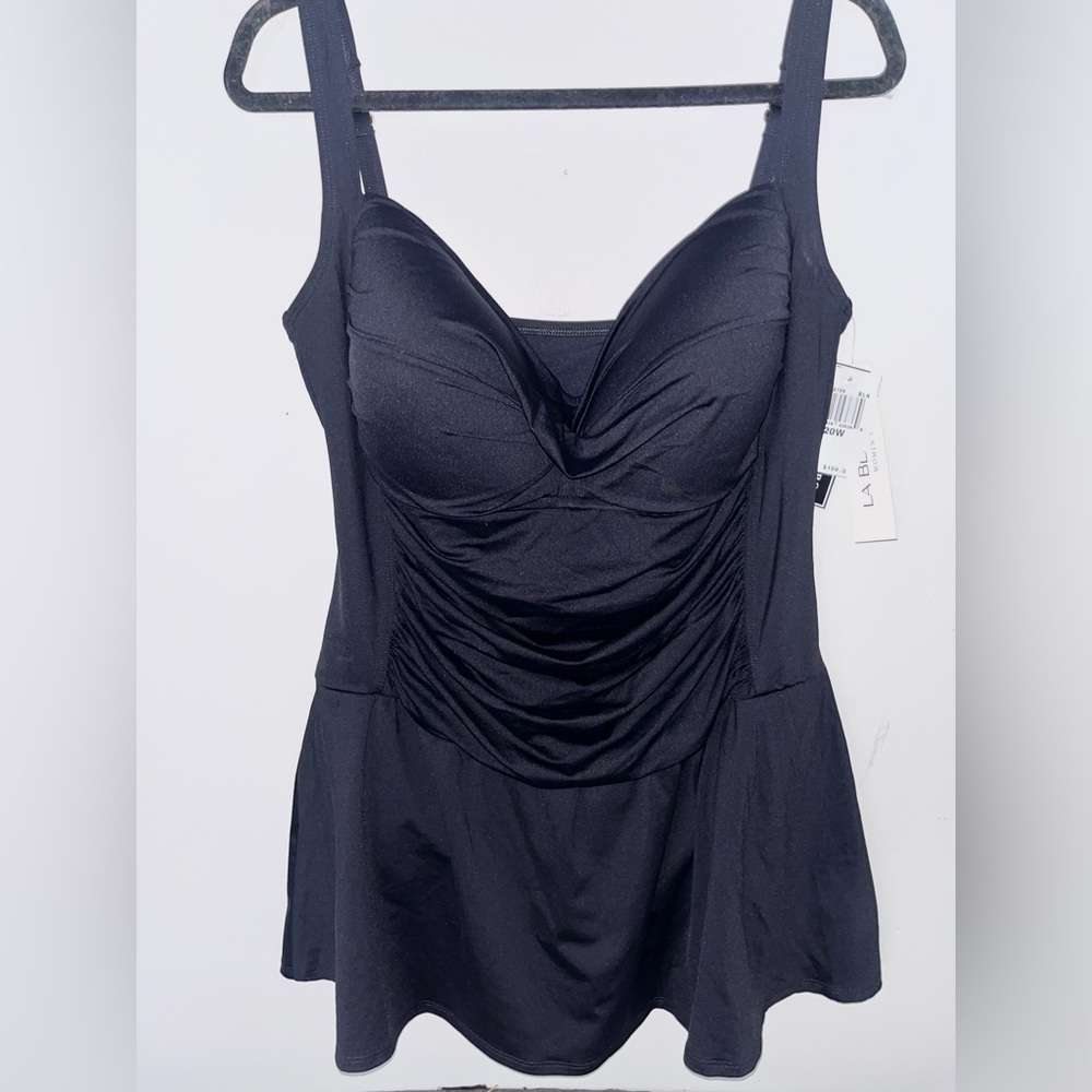NWT La Blanca Black Tummy Control Dress Swimsuit 20W